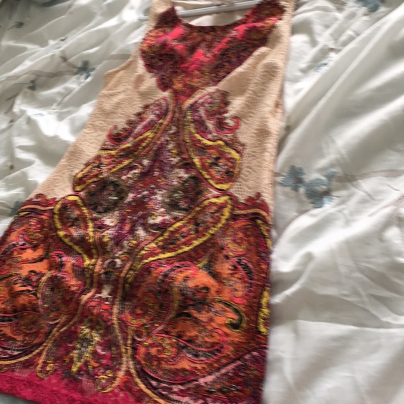 Dress - Picture 3 of 5